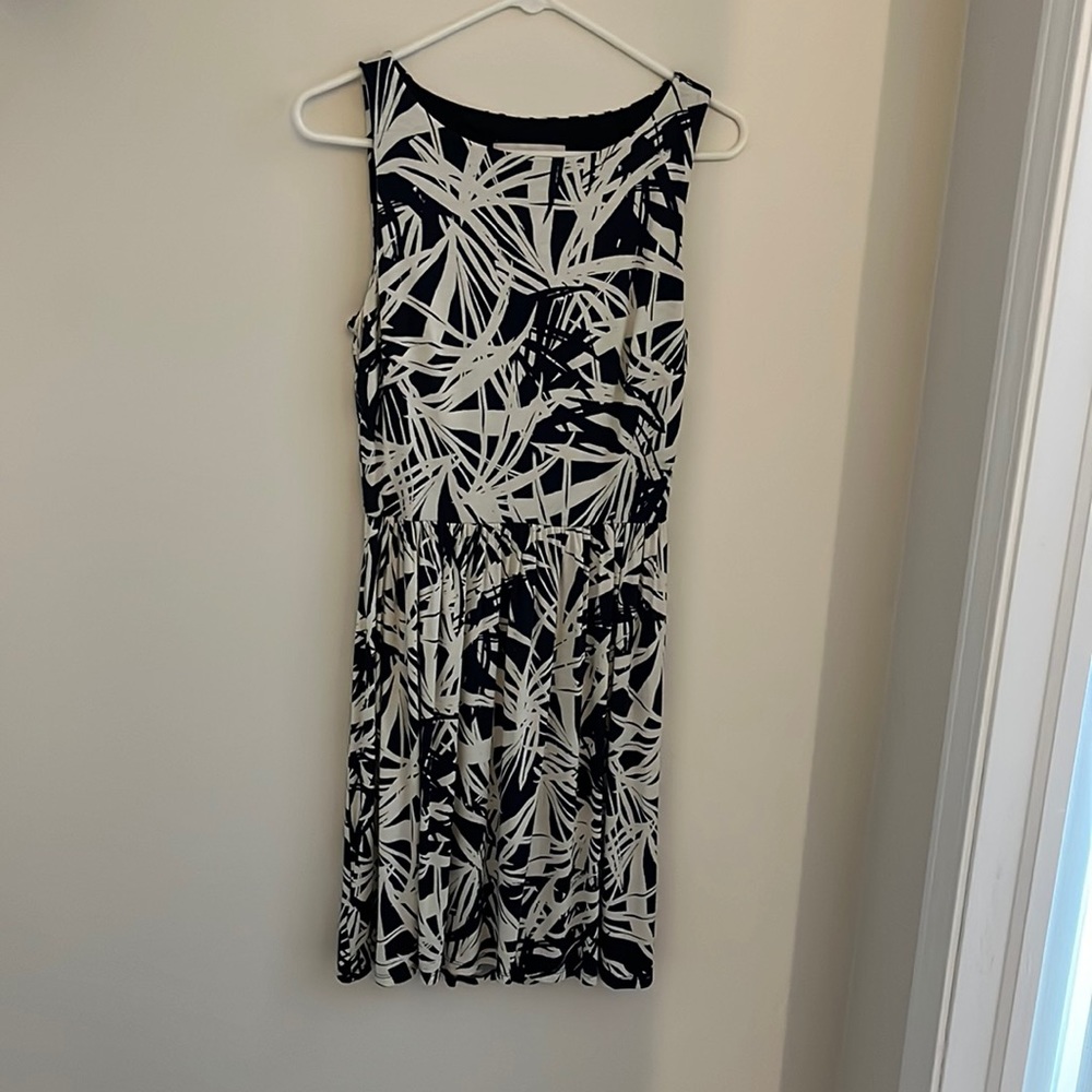 Ann Taylor Loft mid length dress, size small